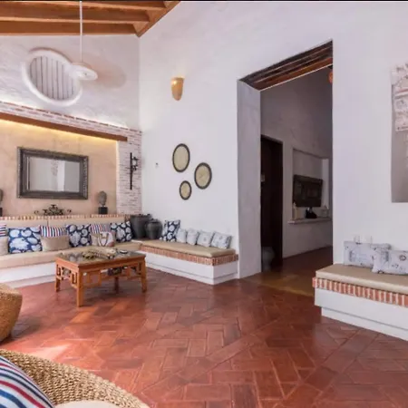 Casa Amor, Old Town 4 Bdr Villa